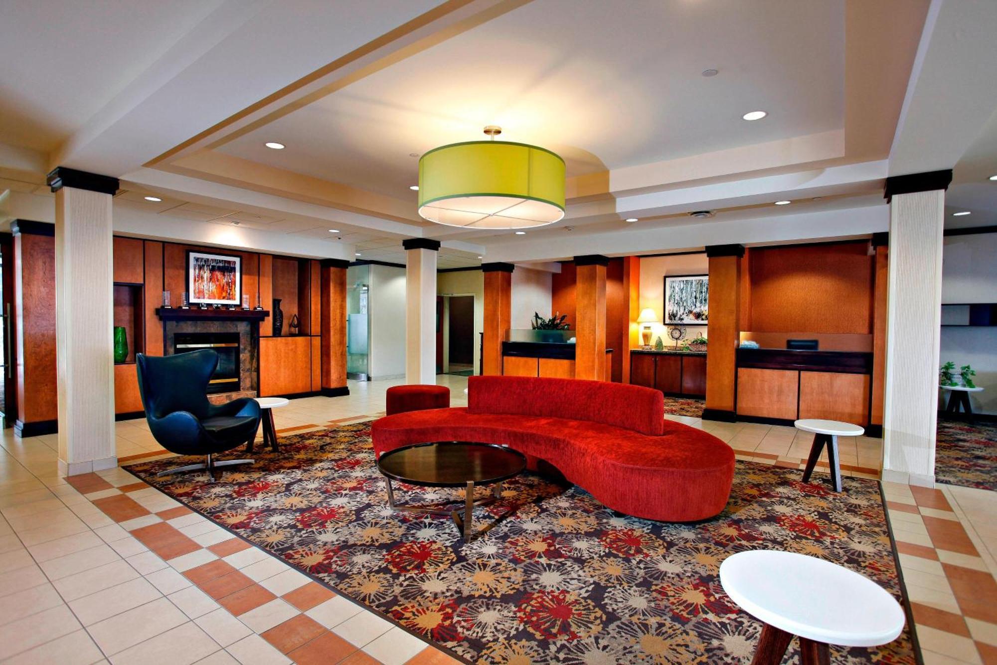 Отель Marriott Fairfield Садбери Экстерьер фото